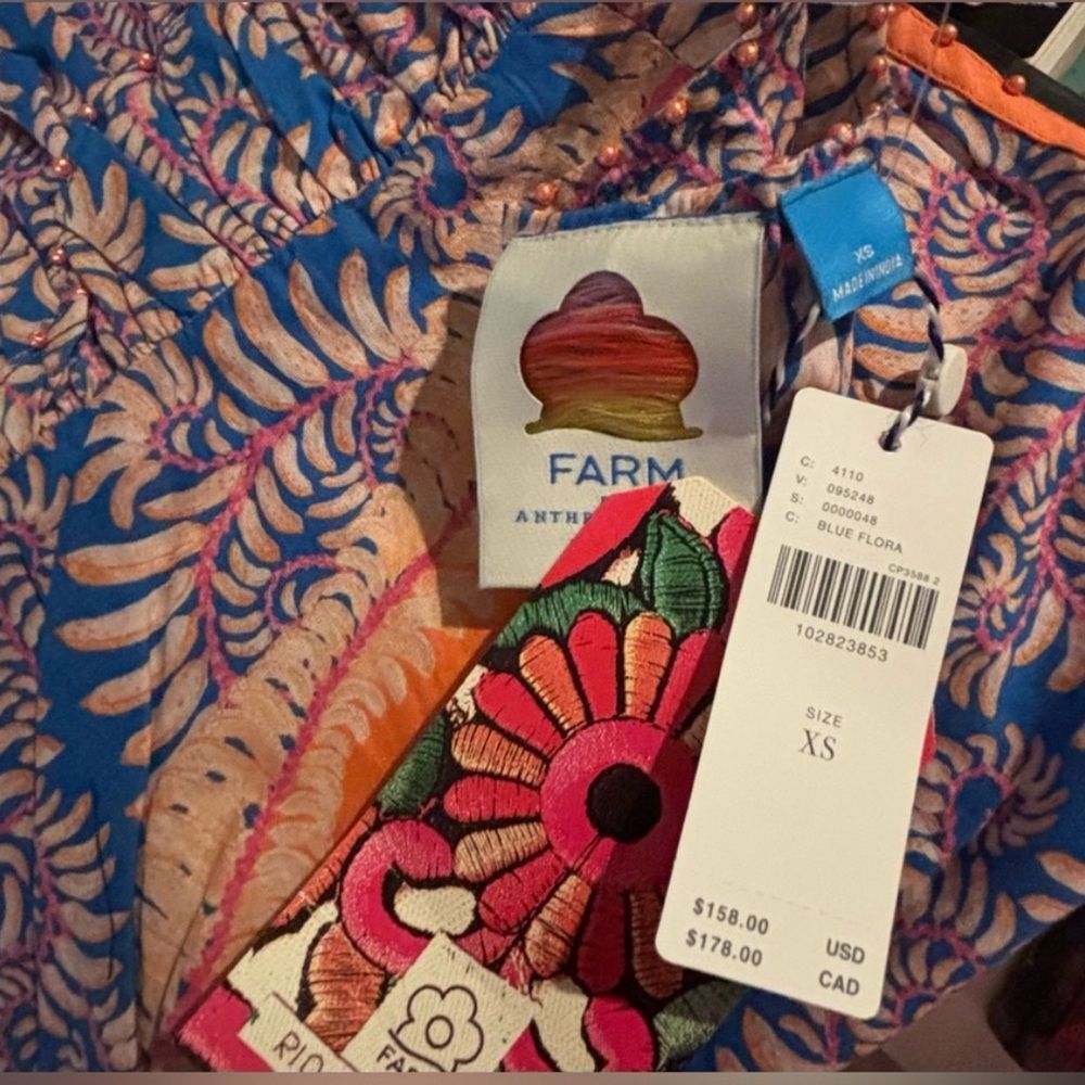 FARM Rio for Anthropologie NWT Flutter Sleeve Top Blouse in Blue Flora Size XS - Picture 7 of 7